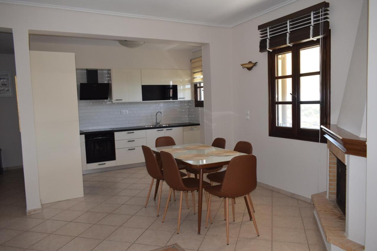 Votsi  Elpida Apartments מראה חיצוני תמונה