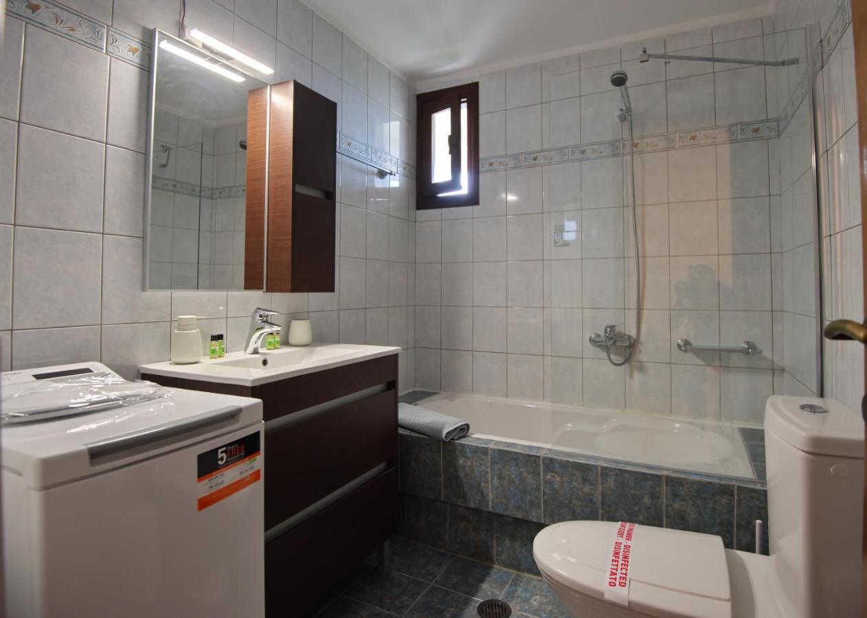 Votsi  Elpida Apartments מראה חיצוני תמונה