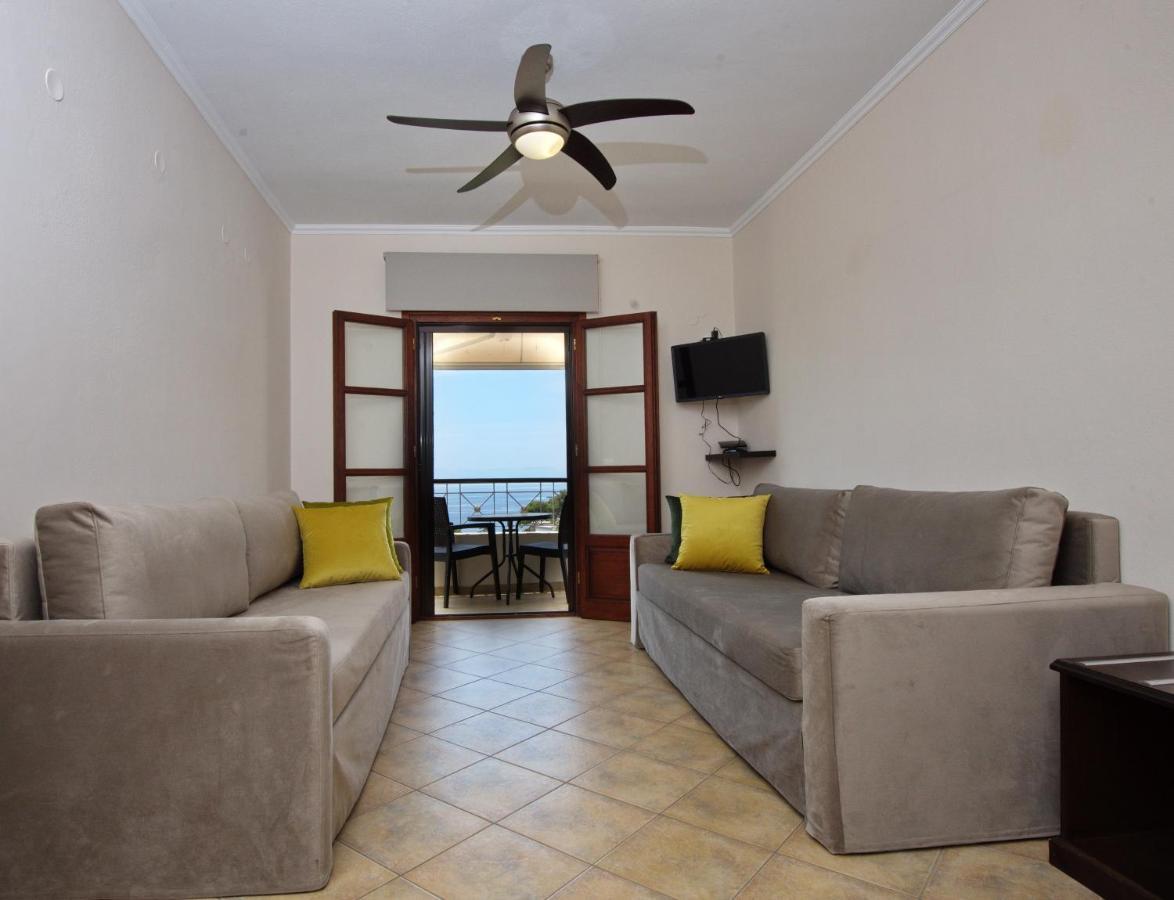 Votsi  Elpida Apartments מראה חיצוני תמונה